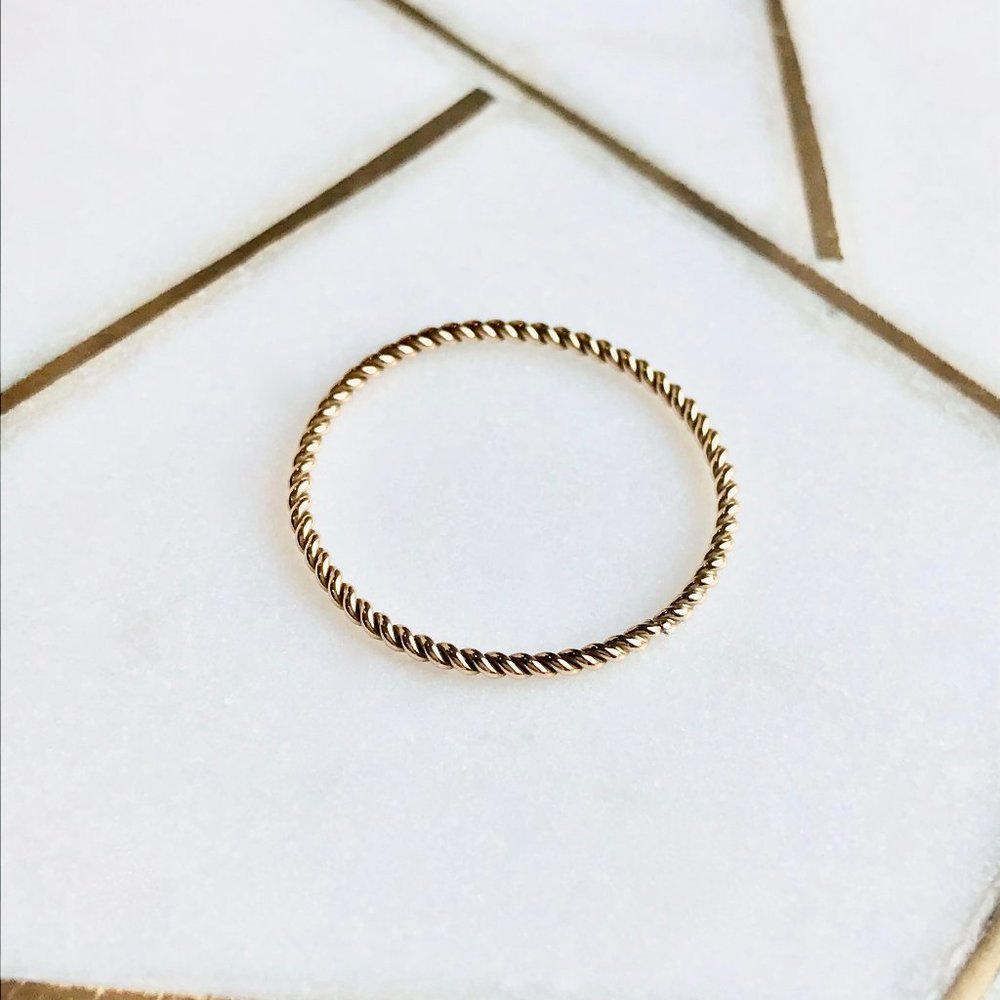 14K gold-filled twisted stacking ring